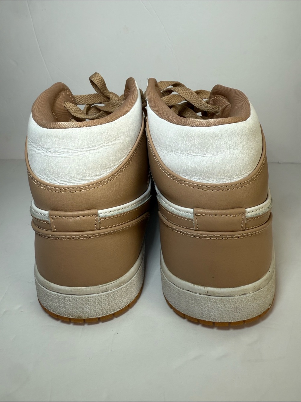 Nike Jordan 1 Mid- Men’s 8 (fits around Women’s 9.5)- 554724-271 -White / Beige - Picture 8 of 8